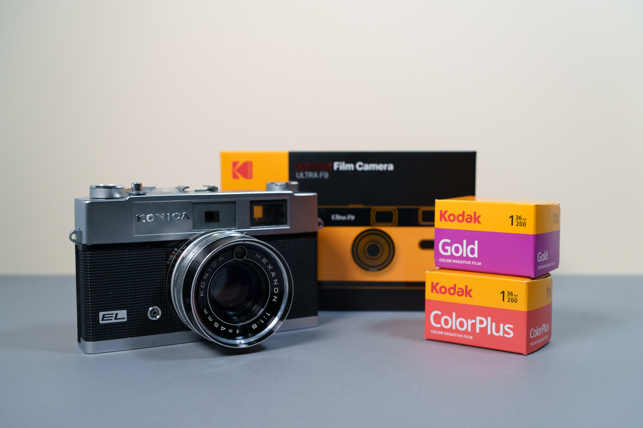 フィルムカメラを始めてみた！インスタントカメラで大失敗からのカメラ